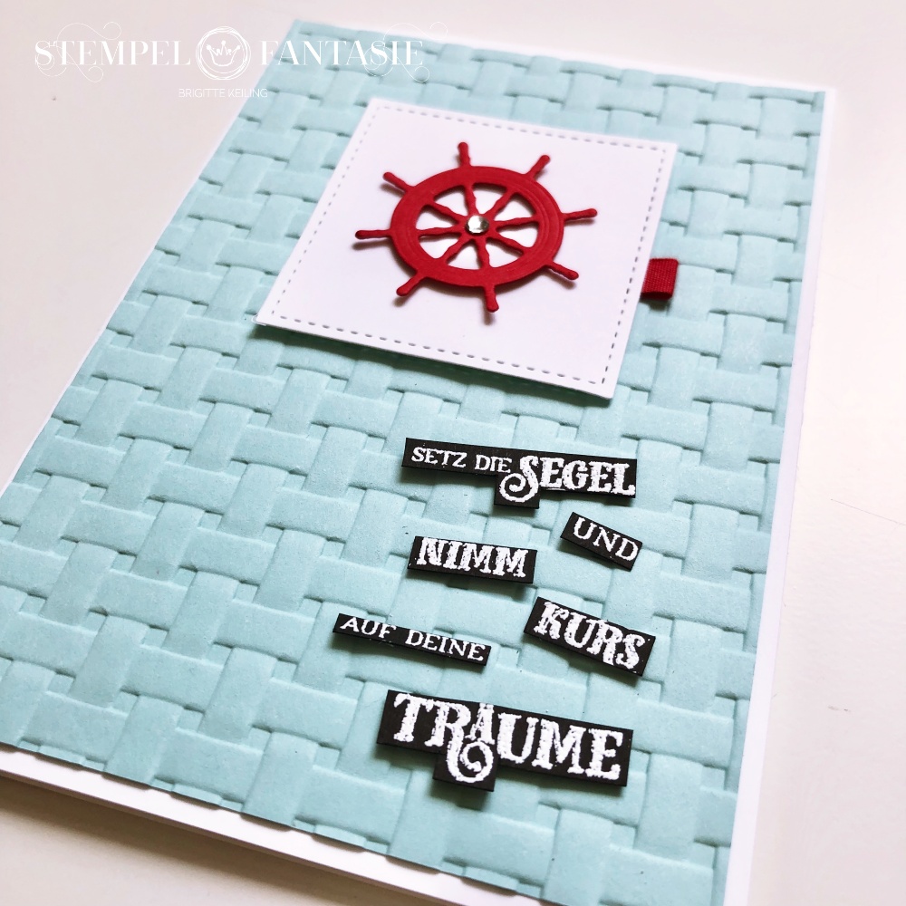 Martime Karten in Aquamarin und Rot