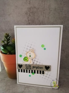 Karte mit Stencil Hintergrund
